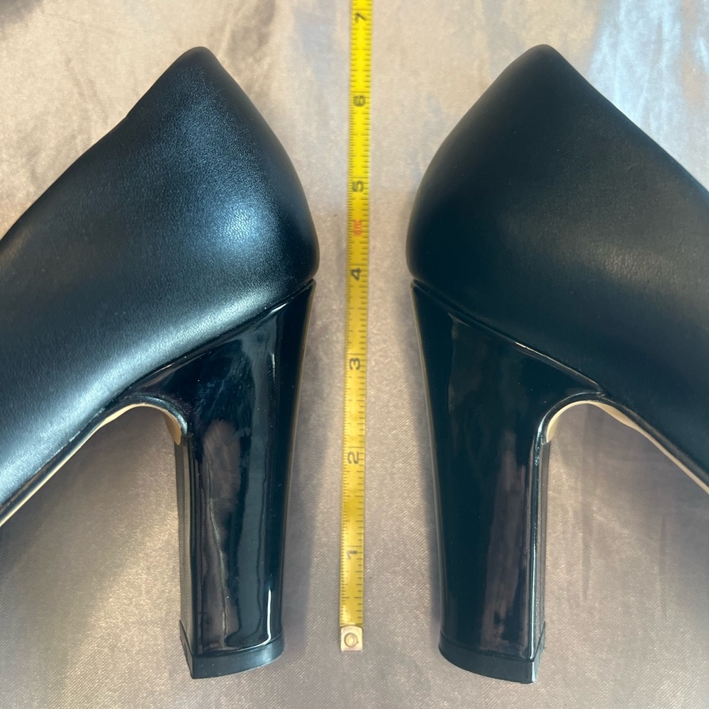 Andra Classic Black Heels View 4